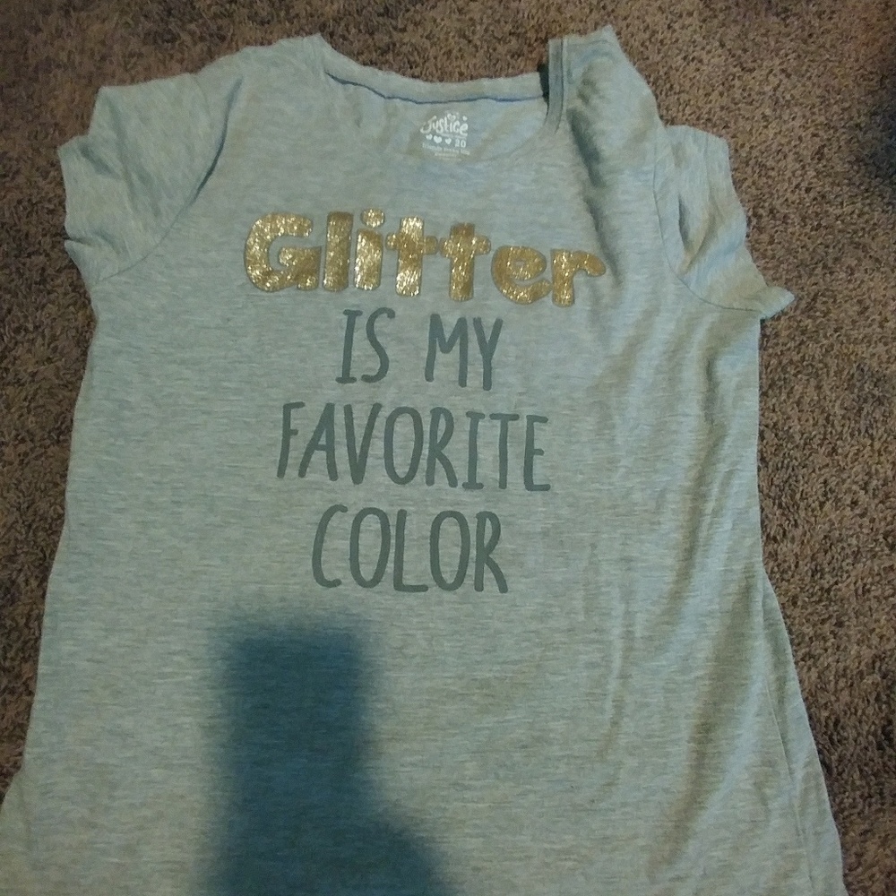 Grey shortsleeved "glitter is my favorite color"