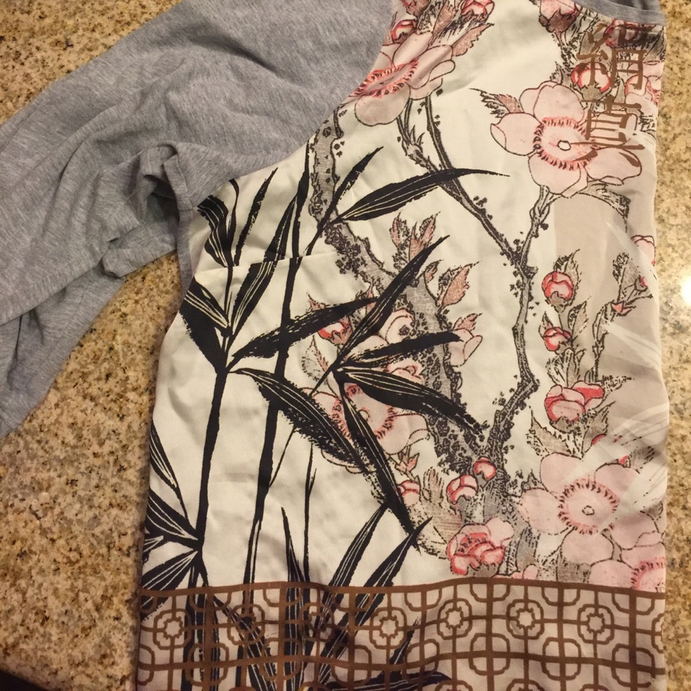 Chico's Zenergy Bamboo Cherry Blossoms 3/4 Sleeve