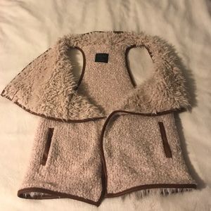 Brand new Love Tree fur vest