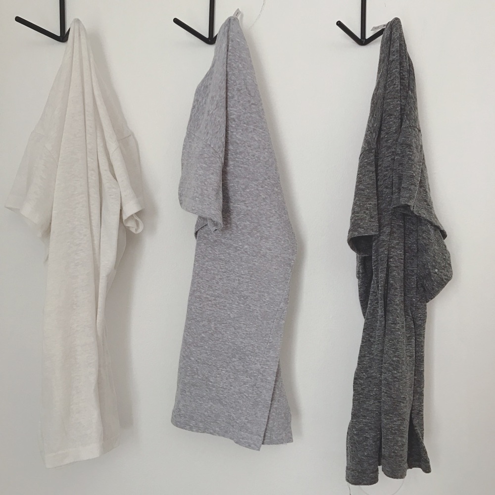 Basic t-shirt/tees/set of 3/white/gray/charcoal