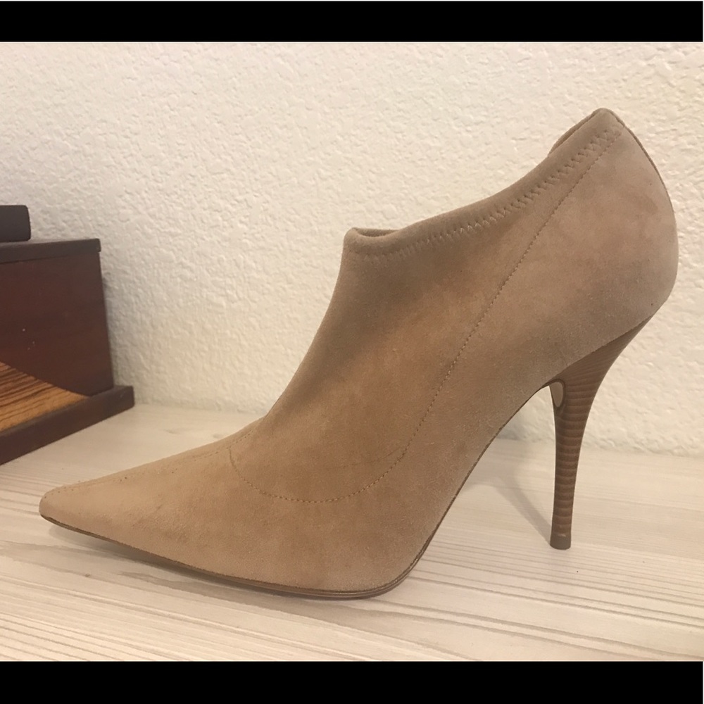 CASADEI SUEDE NUDE BOOTIES STILETTO HEEL SIZE 9