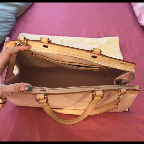 Louis Vuitton Brea MM - Picture 2 of 5