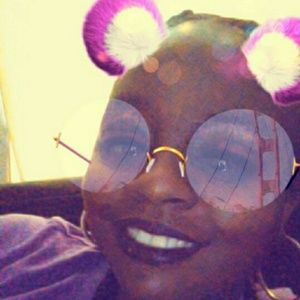 Meet your Posher, Raven