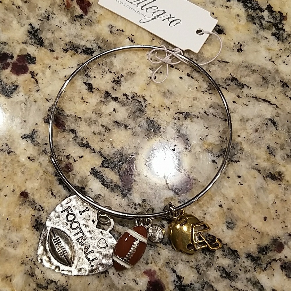 ☆RE-STOCKED☆ football||charm bracelet - Picture 3 of 3