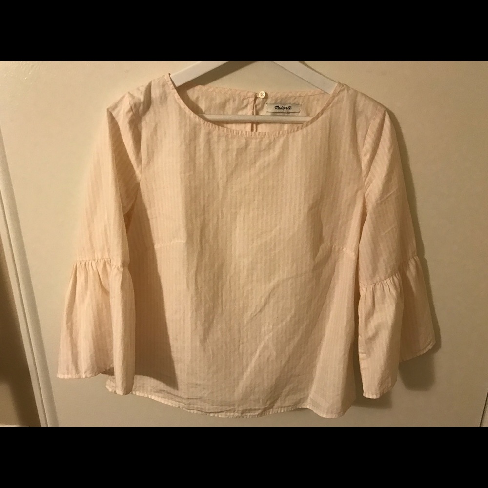 Bell sleeve blouse