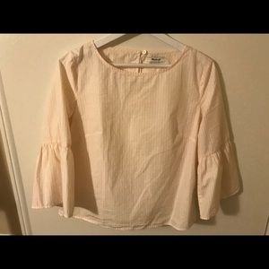 Bell sleeve blouse