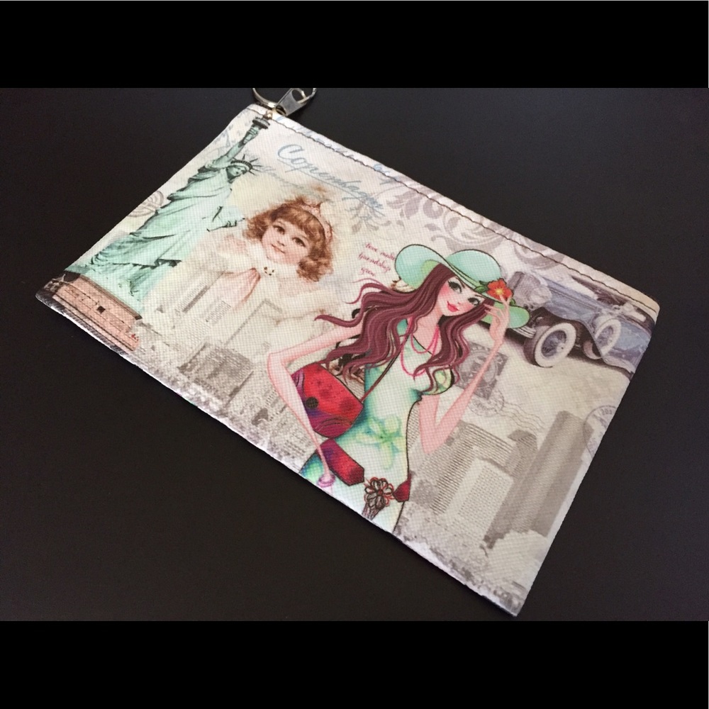 NEW-Stylish Keychain & Coin Pouch 4" x 6"