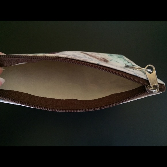 NEW-Stylish Keychain & Coin Pouch 4" x 6" - Picture 5 of 5