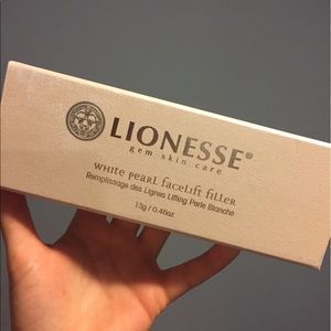 Lionesse White Pearl Face-Lift Filler