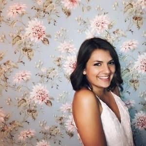 Meet your Posher, Hannah