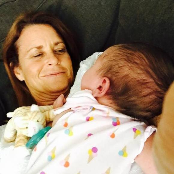 Meet your Posher, Gwen - Picture 2 of 2