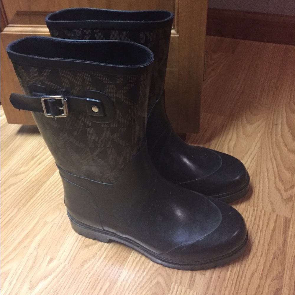 MK rain boots