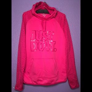Nike pull over!