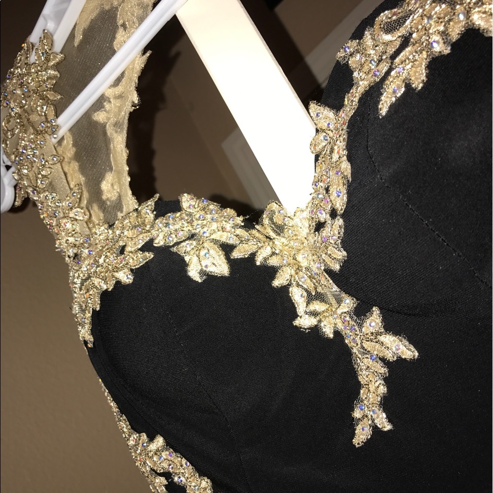 Formal Dress - Picture 5 of 5