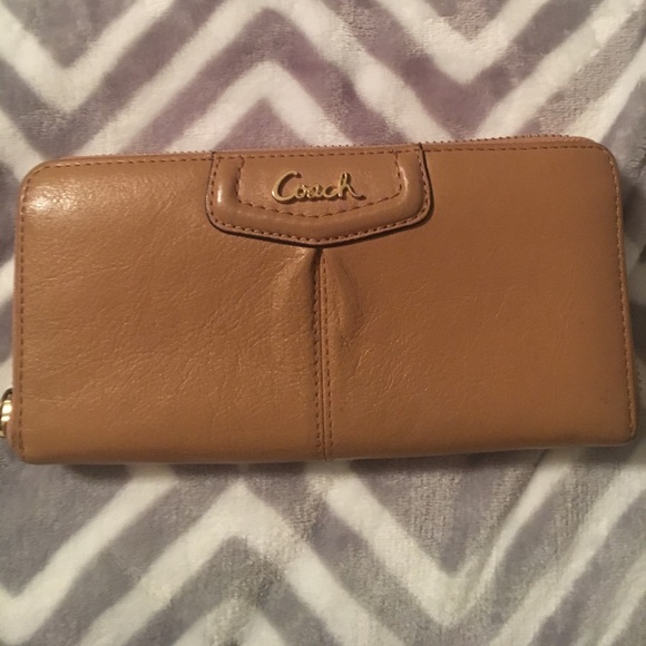 Coach Handbags - Tan coach Wallet