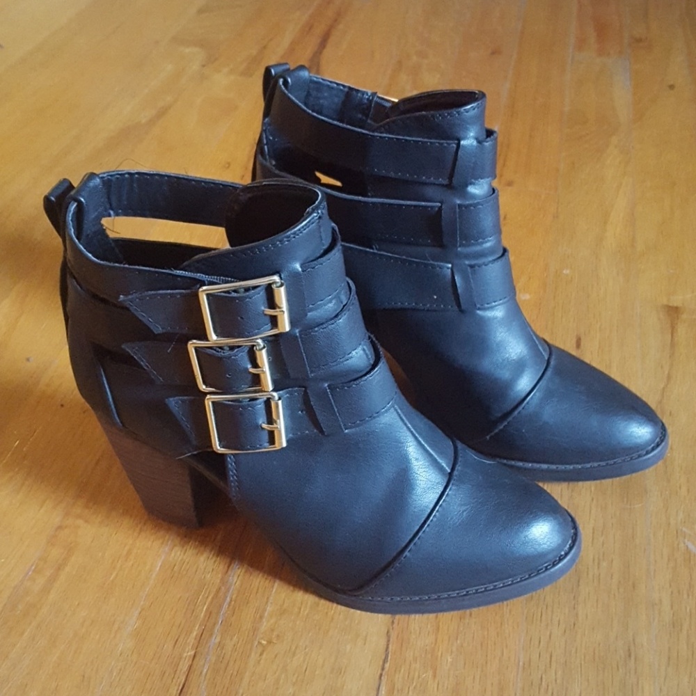 Black ankle boots