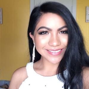 Meet your Posher, Juanita