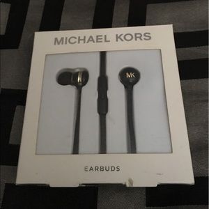 Michael kors earbuds Clearance