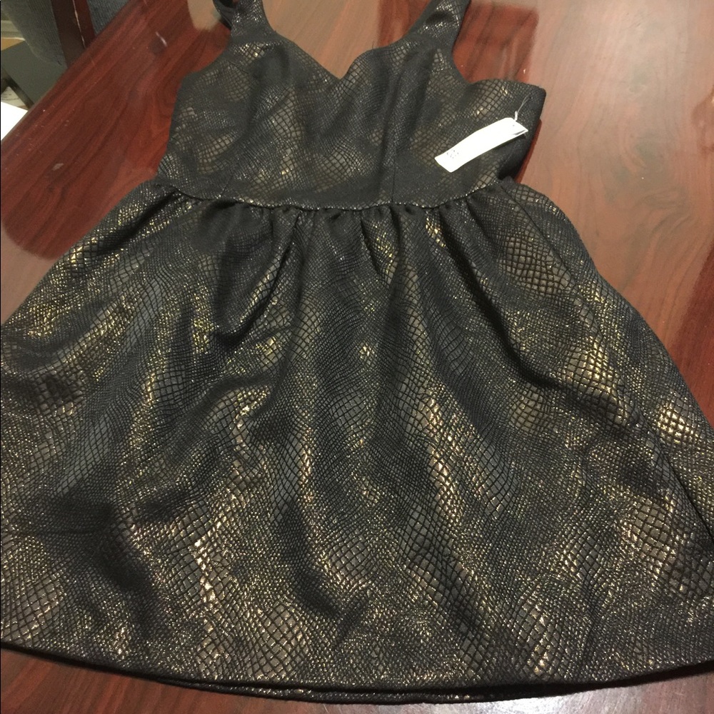 Women clothing