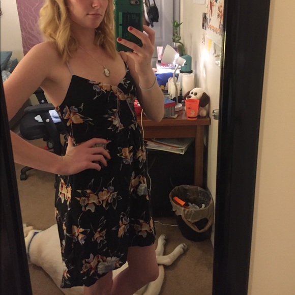 Floral Patterned Sundress💫 - Picture 1 of 6