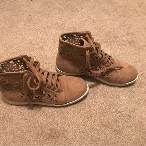 High top fashion sneakers