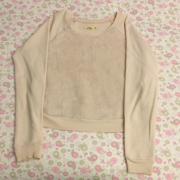 Hollister Cropped Fuzzy Sweater - Picture 1 of 3