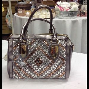 Absolutely stunning silver/gold Rhinestone handbag