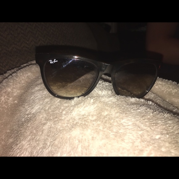 Brown Ray bans