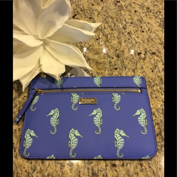 kate spade Handbags - Kate Spade Tinie Seaponies Wristlet