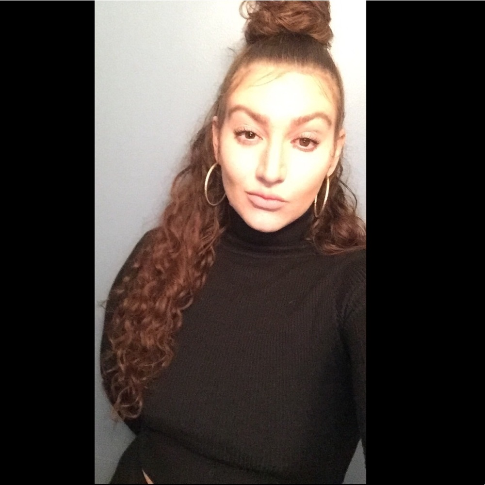 Meet your Posher, Alyssa