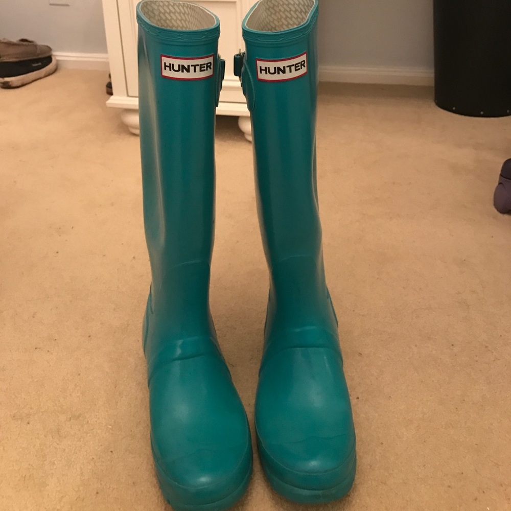 Tall Aqua Hunter Rainboots!