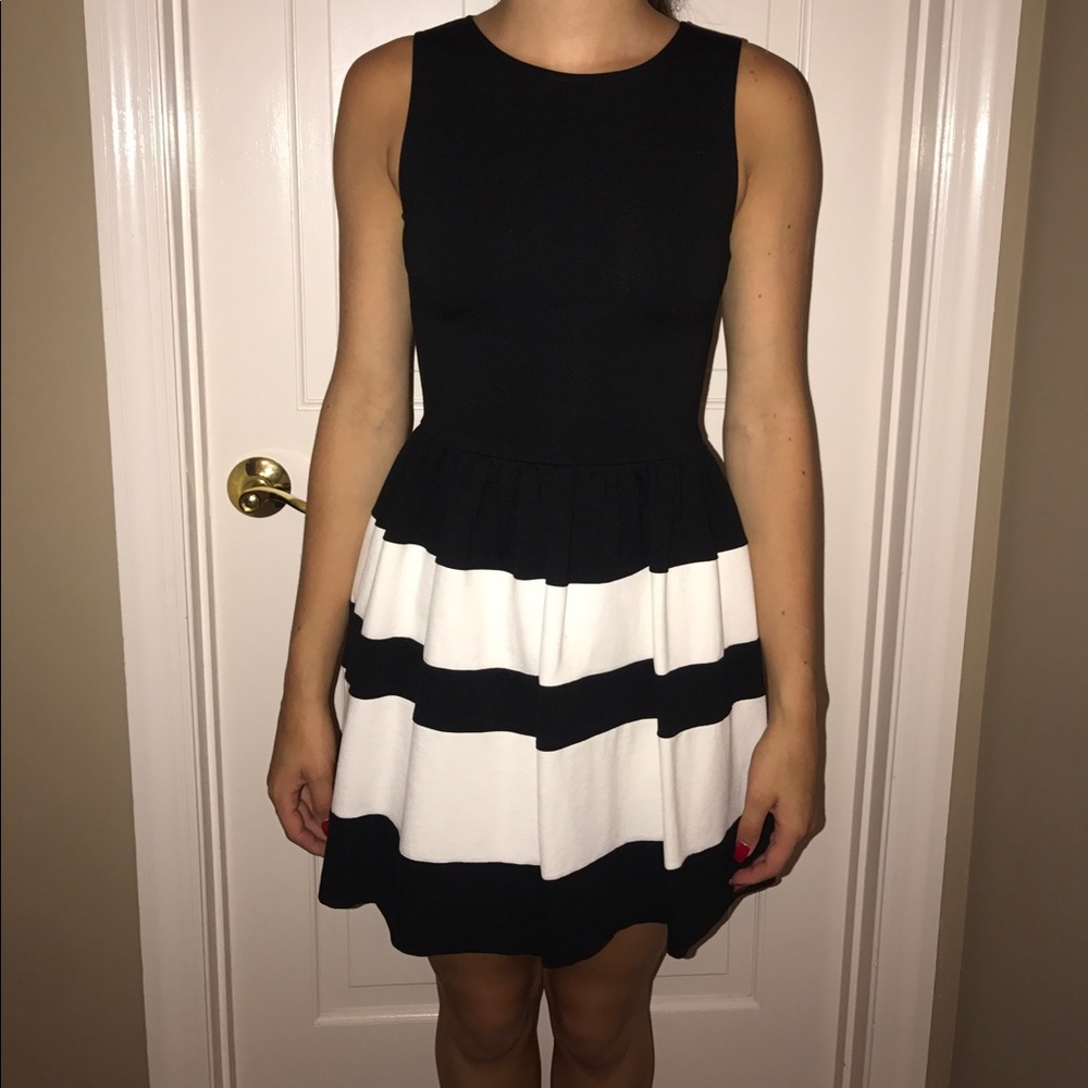 Red by Saks Fifth Ave black & white striped dress