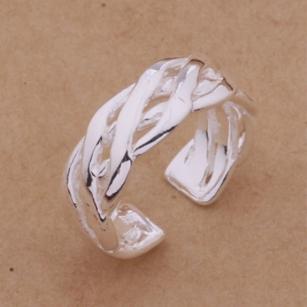 NWT STERLING SILVER WOVEN RING