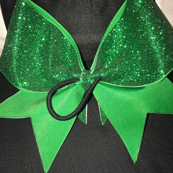 Cheer bow - Picture 2 of 4