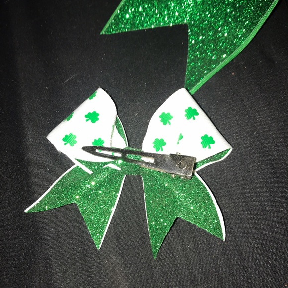 Cheer bow - Picture 4 of 4