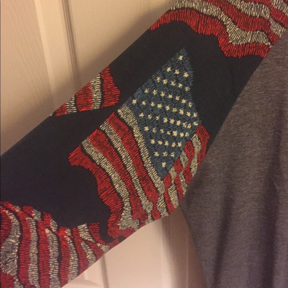 Lularoe Americana Randy - Picture 2 of 4