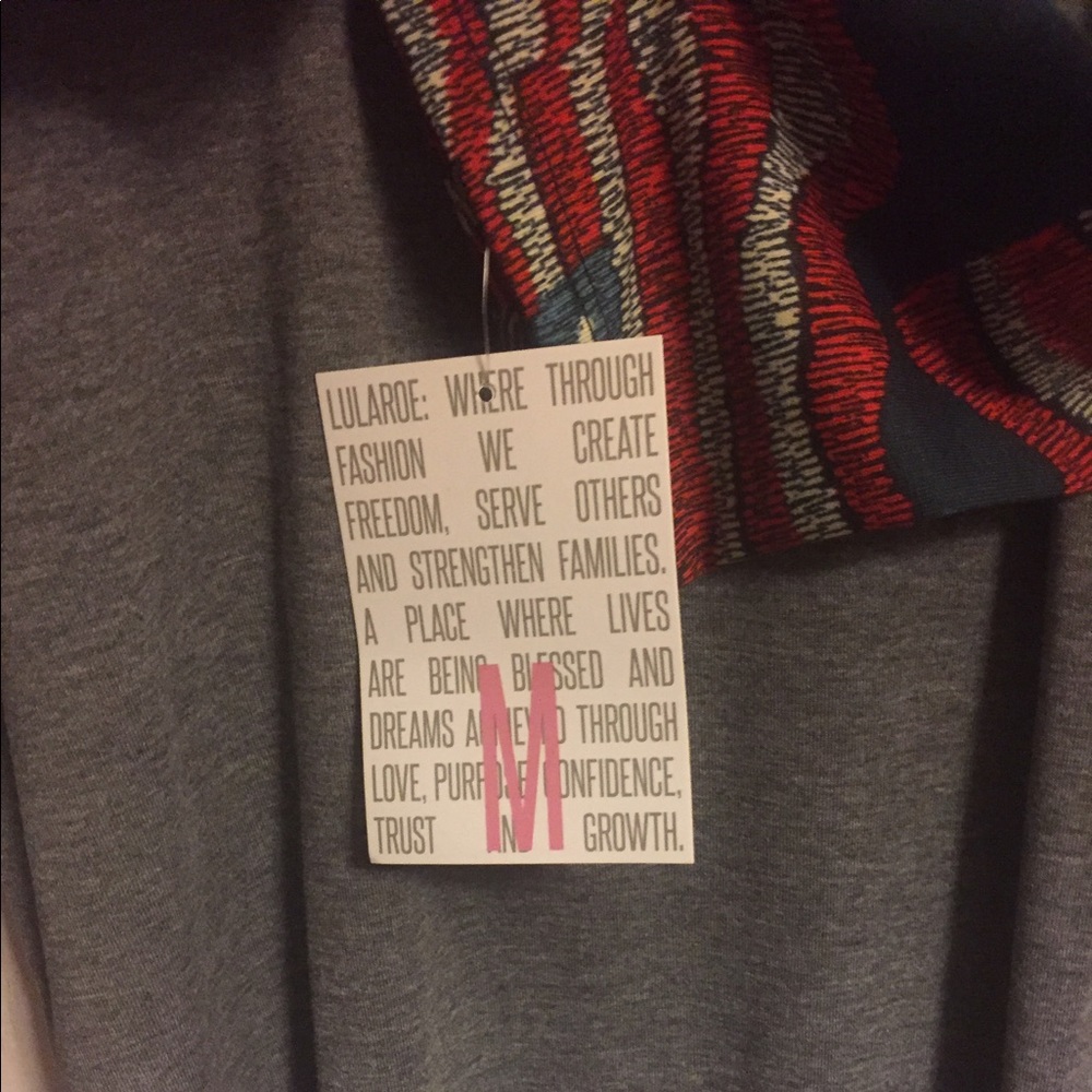 Lularoe Americana Randy - Picture 3 of 4