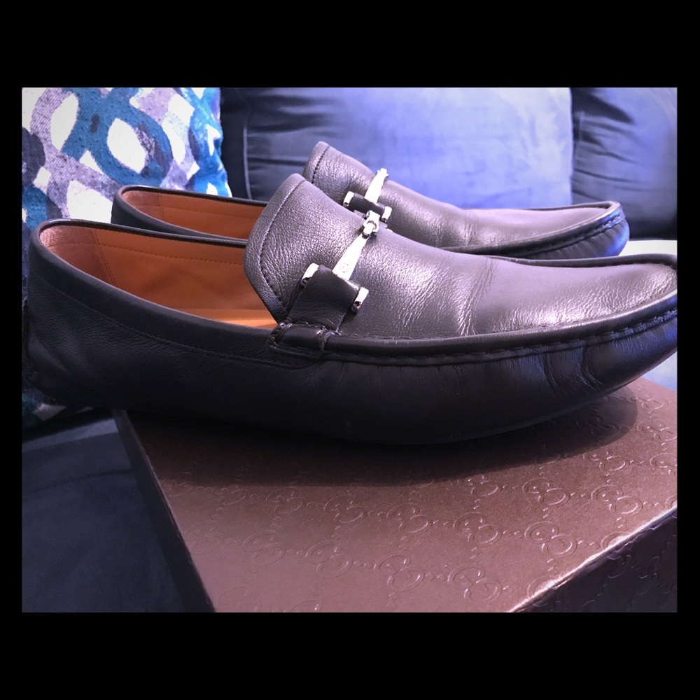 Authentic Men's Gucci Loafers (size 10)