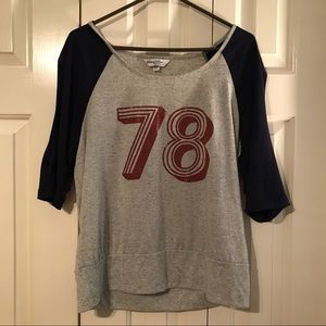 78 shirt with Navy cutout sleeves
