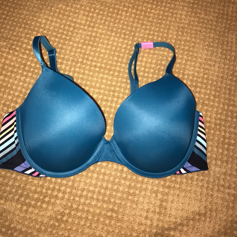 NEW!!! PINK  bra 36C