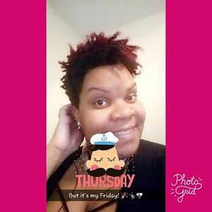 Meet your Posher, Courtney