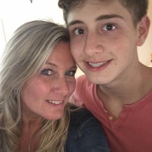 Meet your Posher, Denise