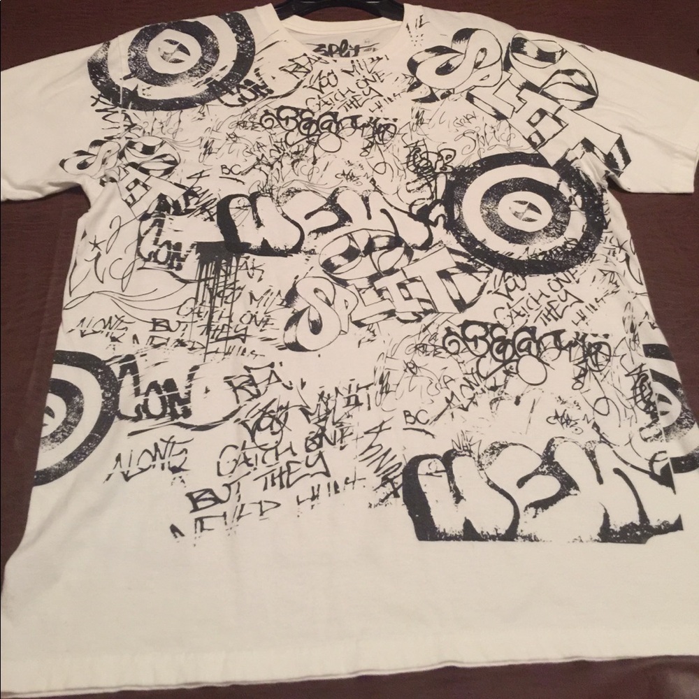 T-shirt by Split