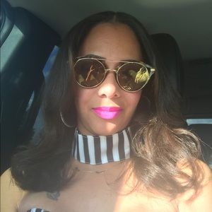 Meet your Posher, Simone