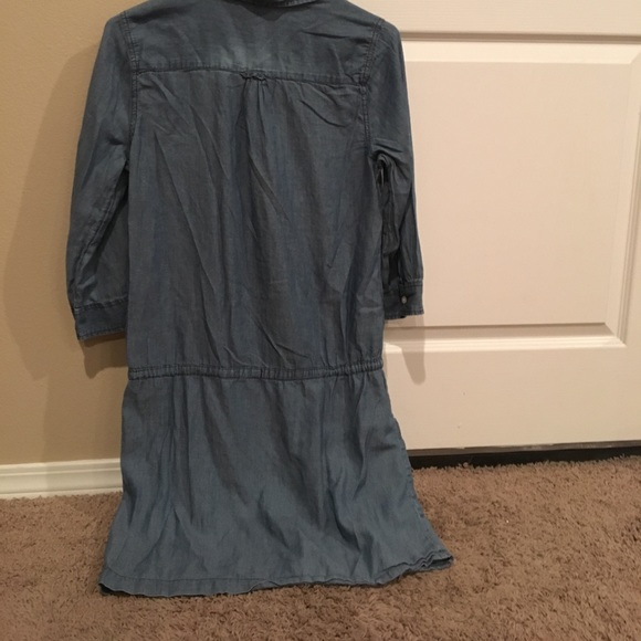Chambray tunic with pockets! - Picture 2 of 2
