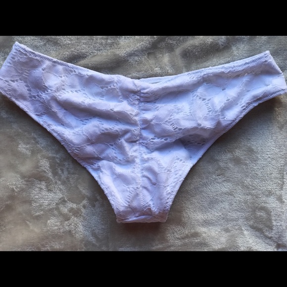 Victoria's Secret bikini bottoms - Picture 2 of 4