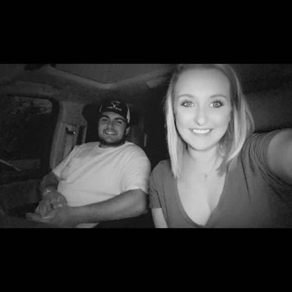 Meet your Posher, Maggie! - Picture 3 of 4