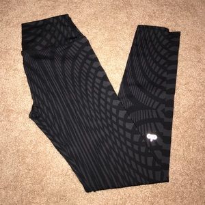 ALO YOGA Leggings