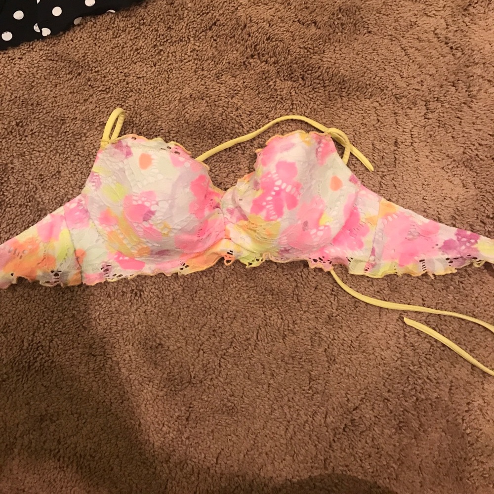 BUNDLE! Two Victoria's Secret Swim Tops!! - Picture 3 of 3