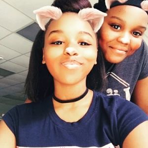 Meet your Posher, Willow